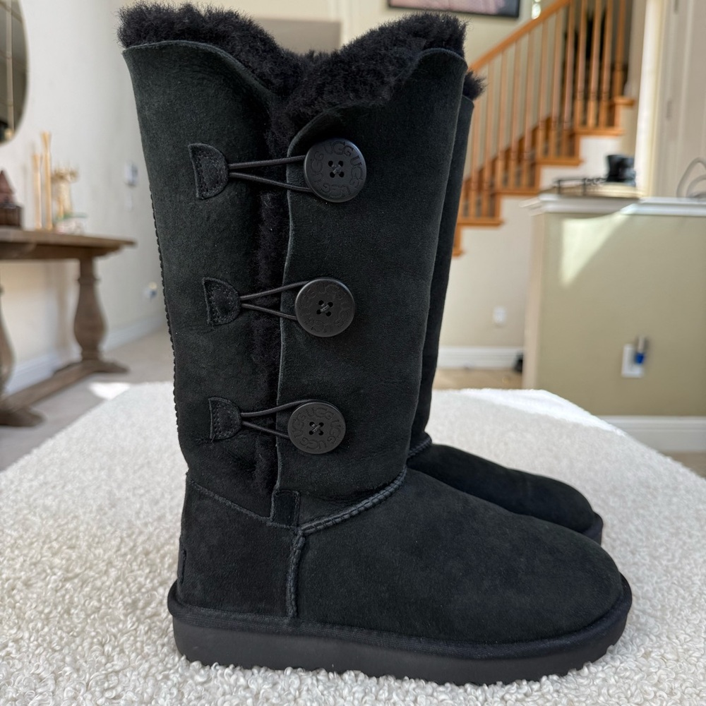 Ugg Bailey Button Triplet boots